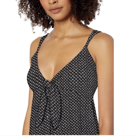 Volcom Floral pattern cami dress size small - Picture 7 of 7